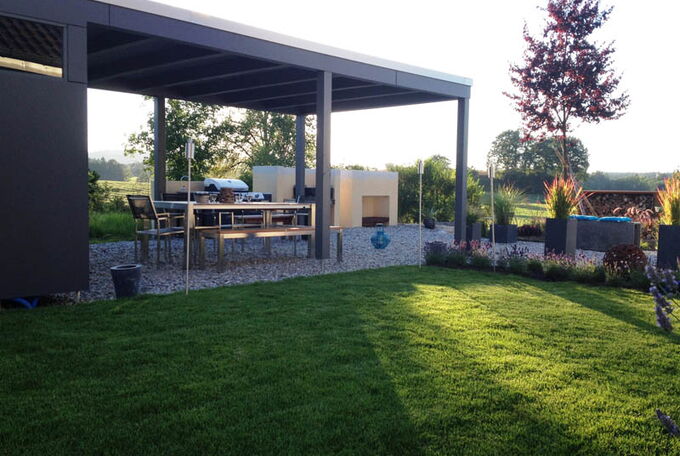 Grosszügige und wetterfeste Sitzplatzüberdachung