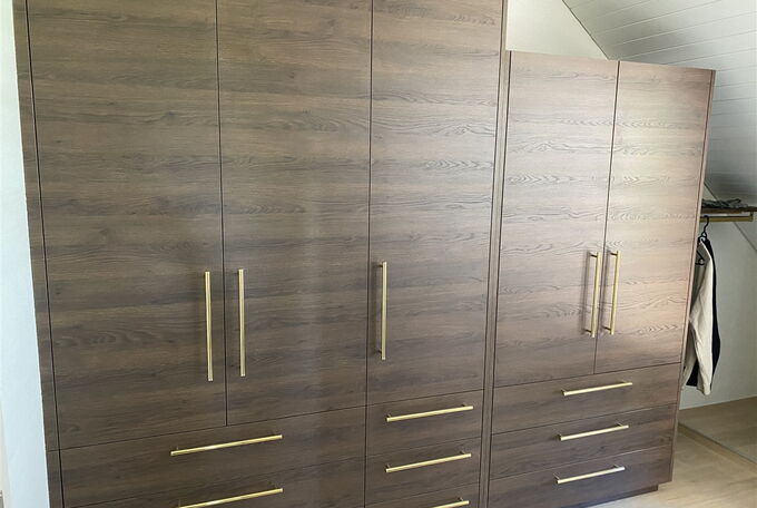 Schrank auf Mass.jpg