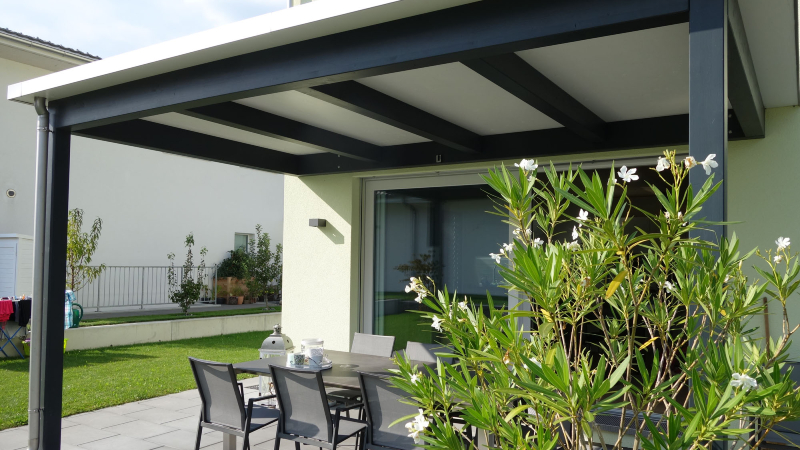 Sitzplatzüberdachung