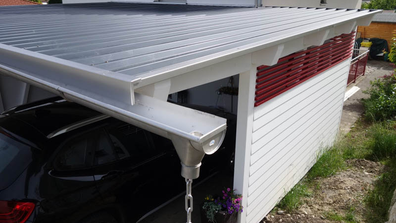 Das Dach vom Carport
